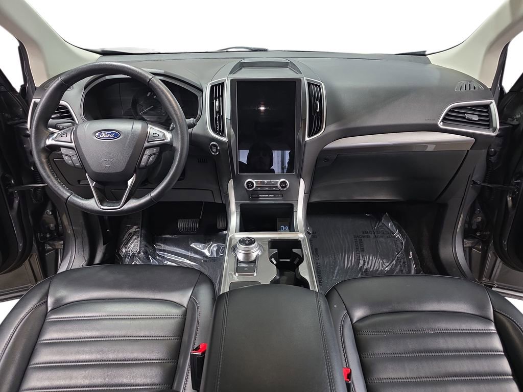 Used 2024 Ford Edge SEL image 9