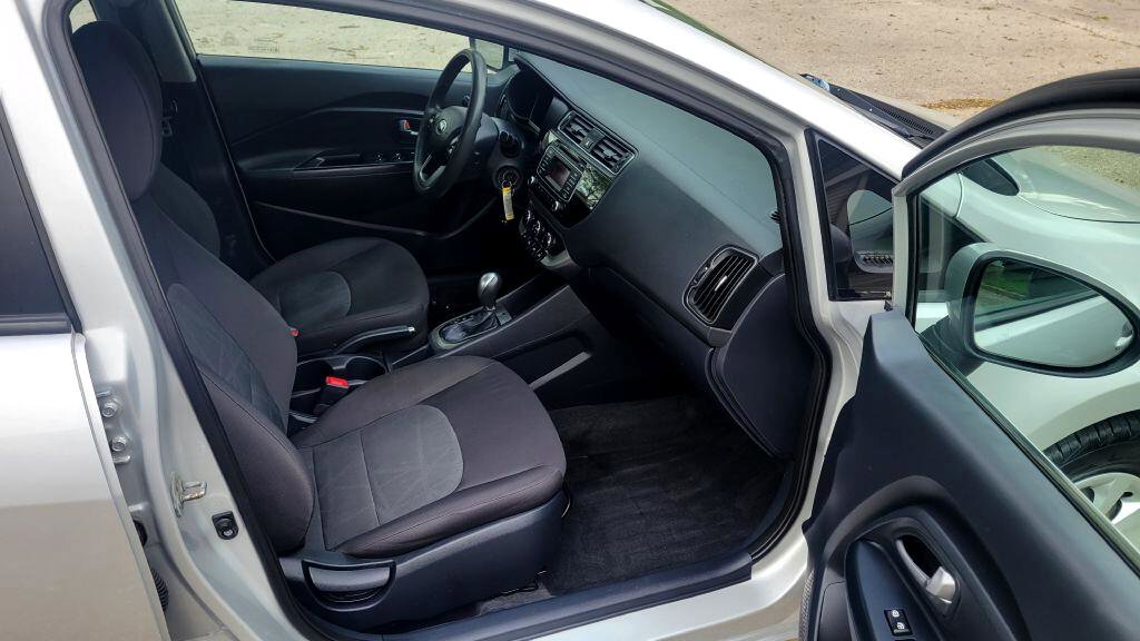 Used 2016 Kia Rio LX w/ Power Package image 12