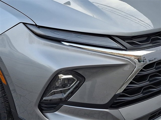 Used 2025 Chevrolet Blazer LT w/ Convenience Package image 9