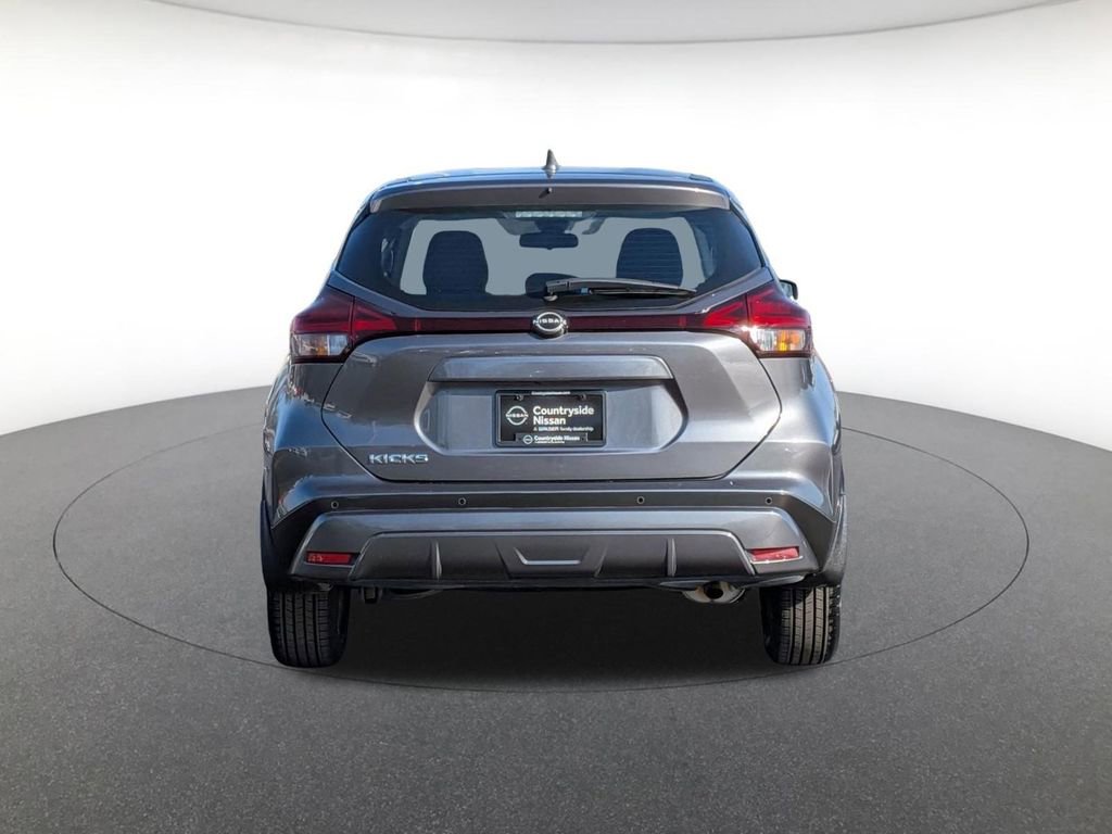 Used 2024 Nissan Kicks S image 6