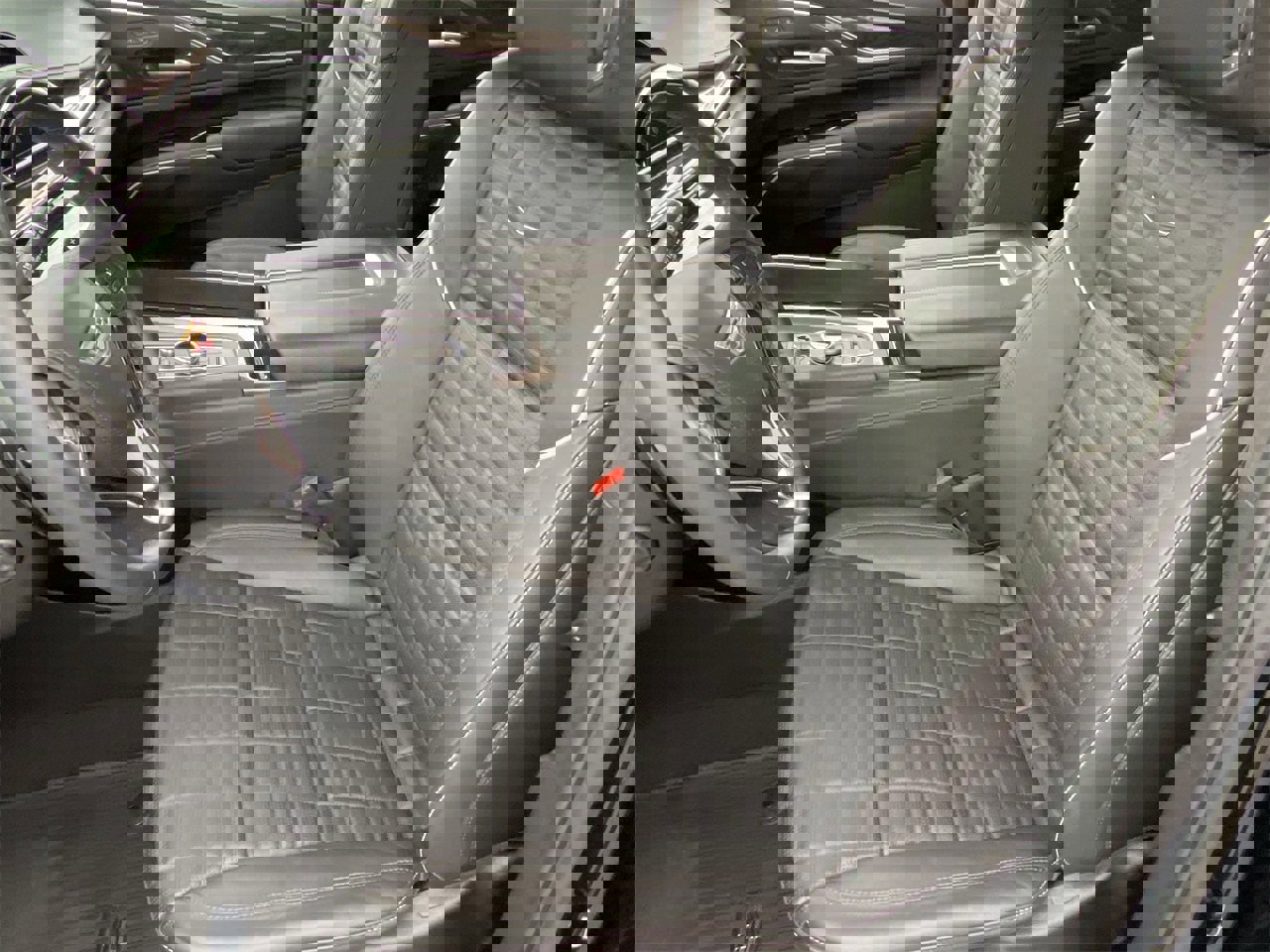 Certified 2024 Cadillac Escalade ESV Sport Platinum w/ LPO, ONYX Package image 20