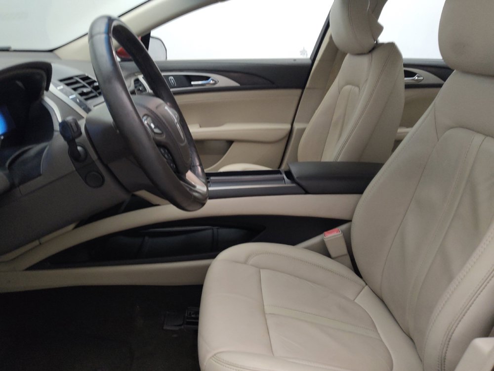 Used 2019 Lincoln MKZ Reserve FWD image 17