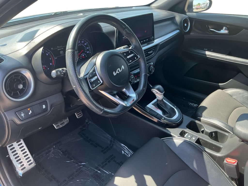 Used 2023 Kia Forte GT-Line w/ GT-Line Technology Package FWD image 21