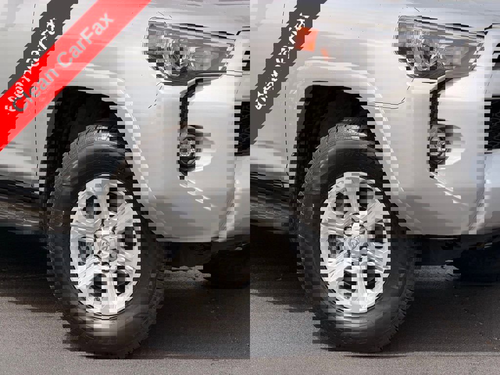 Certified 2024 Toyota 4Runner SR5 Premium image 5