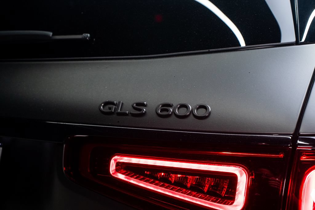 Used 2023 Mercedes-Benz Maybach GLS 600 4MATIC image 22