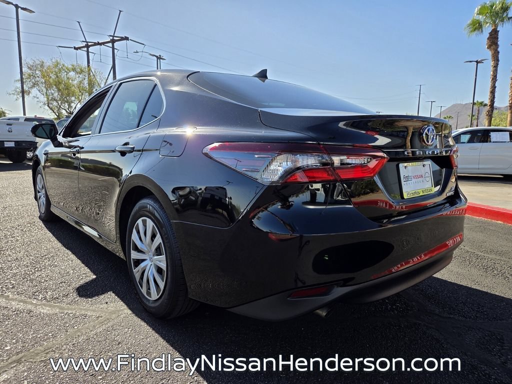 Used 2023 Toyota Camry LE FWD image 4