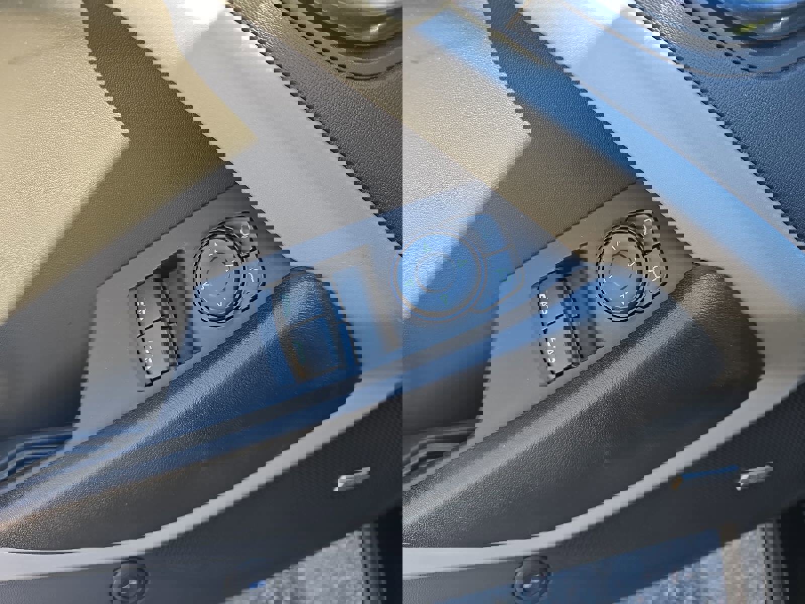 Used 2021 Chevrolet Camaro LT w/ RS Package image 28