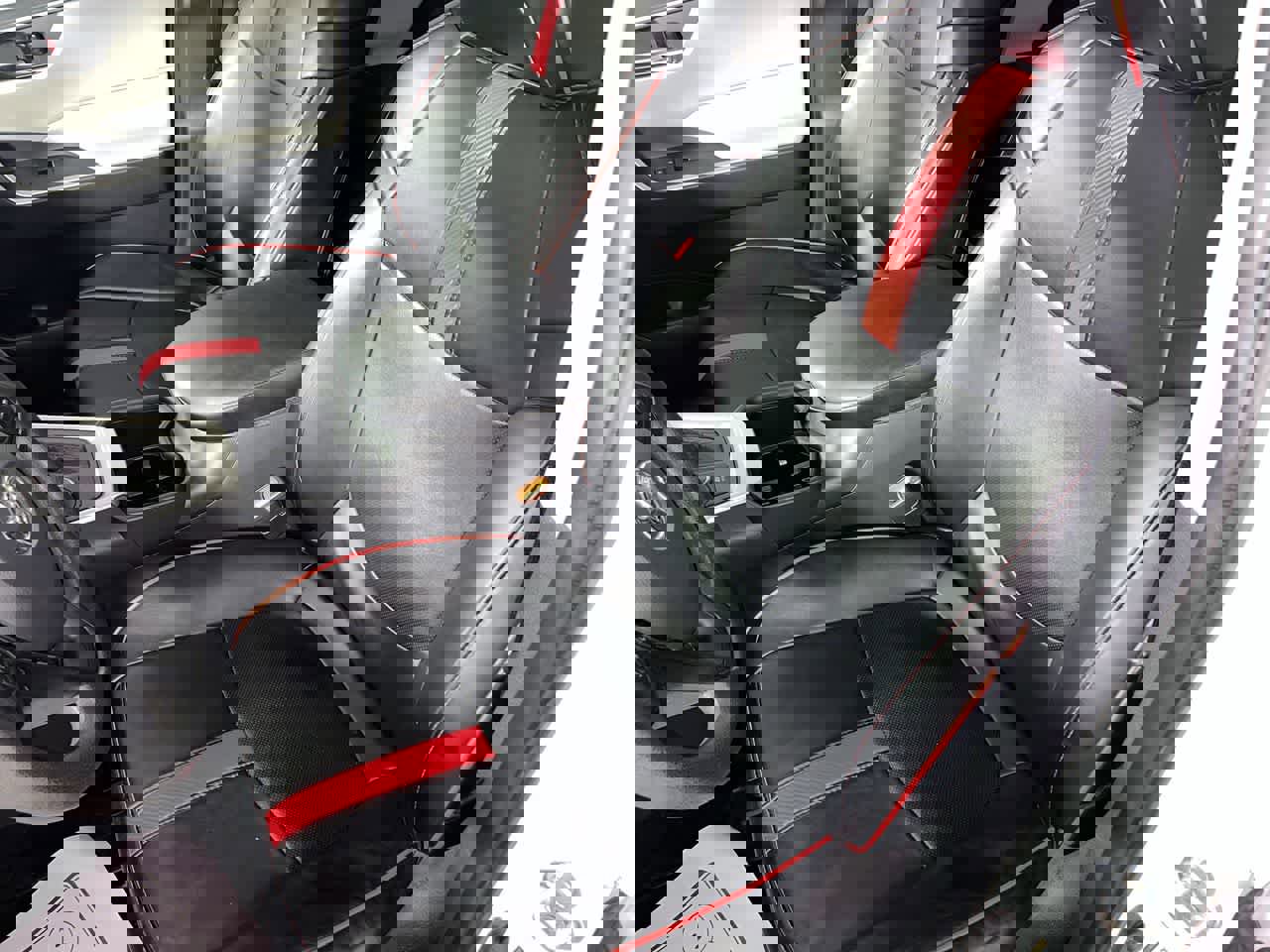 Used 2024 Toyota RAV4 XLE w/ Convenience Package AWD/4WD image 15