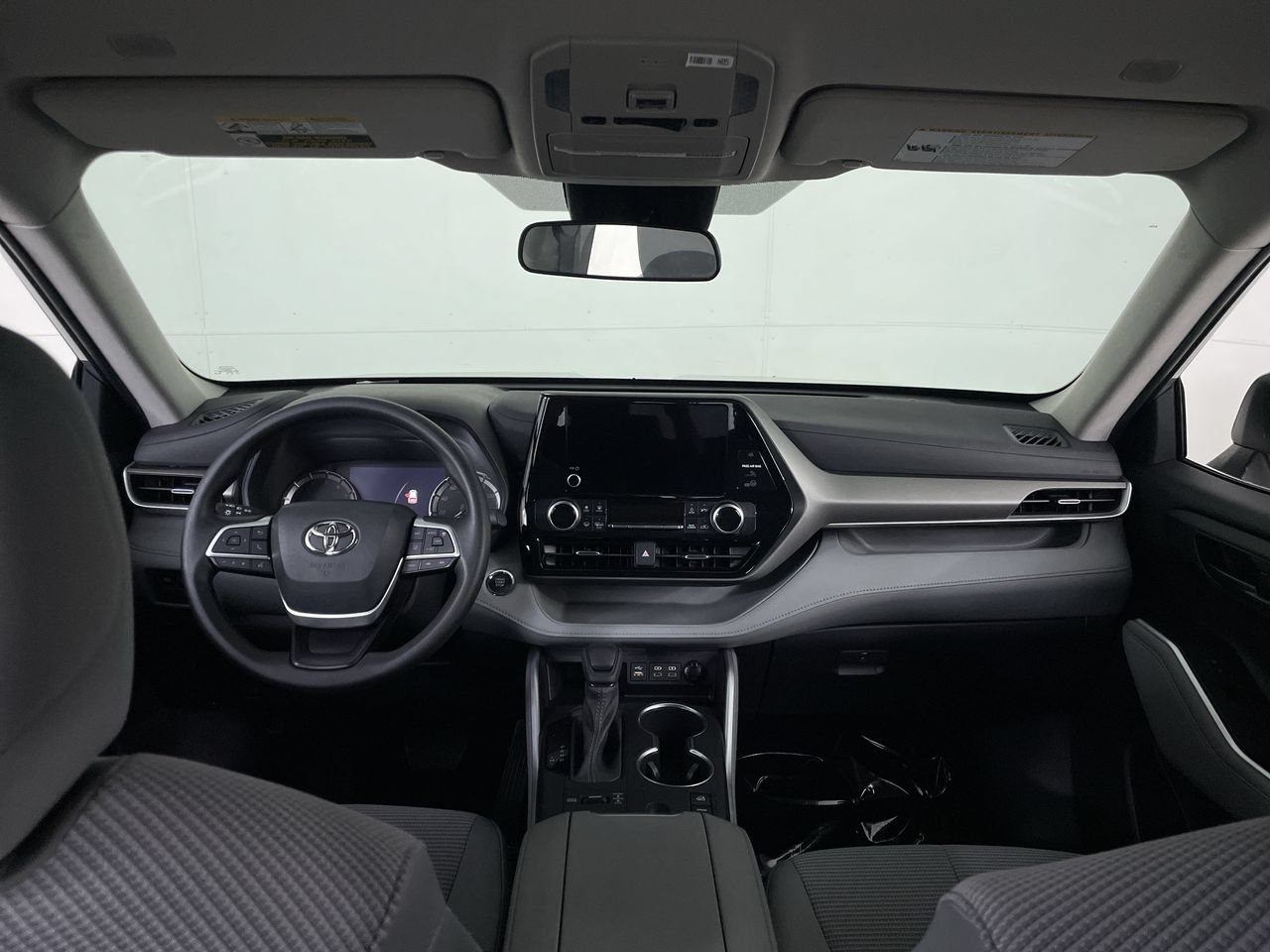 Used 2023 Toyota Highlander L AWD/4WD image 28