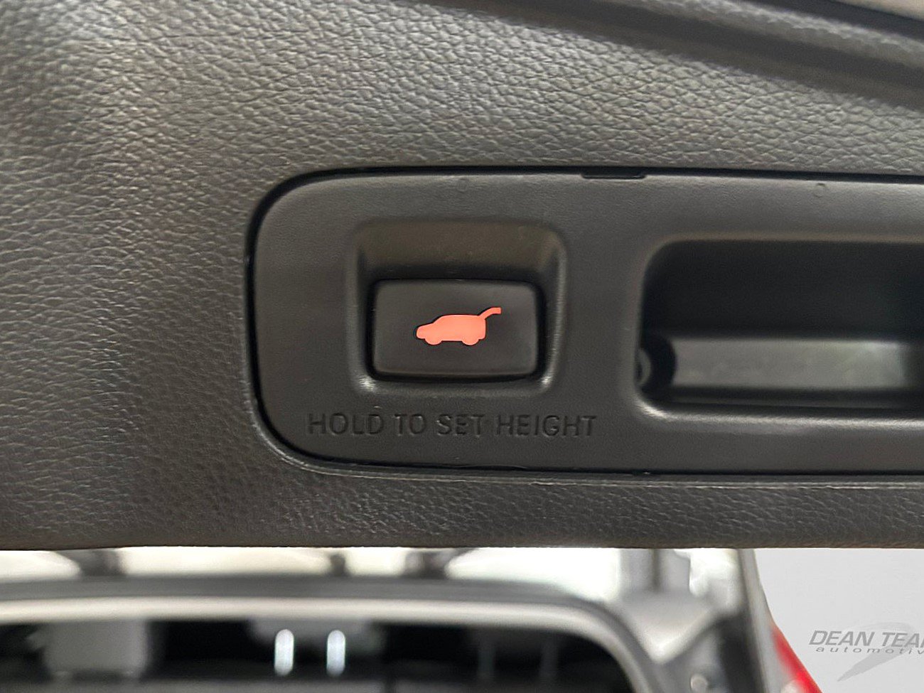 Used 2017 Honda CR-V Touring image 31