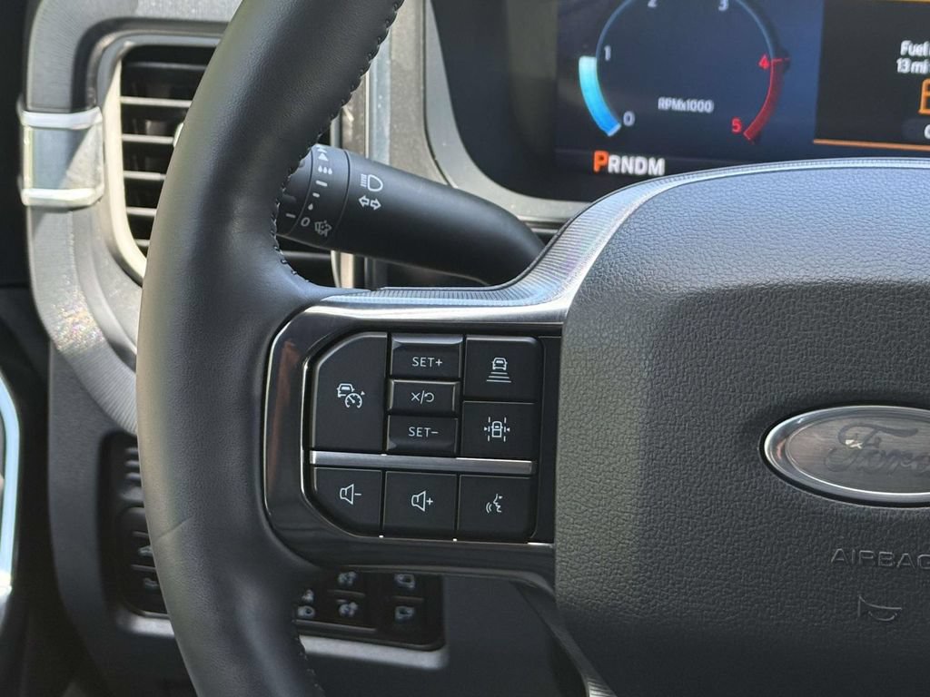 Used 2025 Ford F250 Platinum AWD/4WD image 22