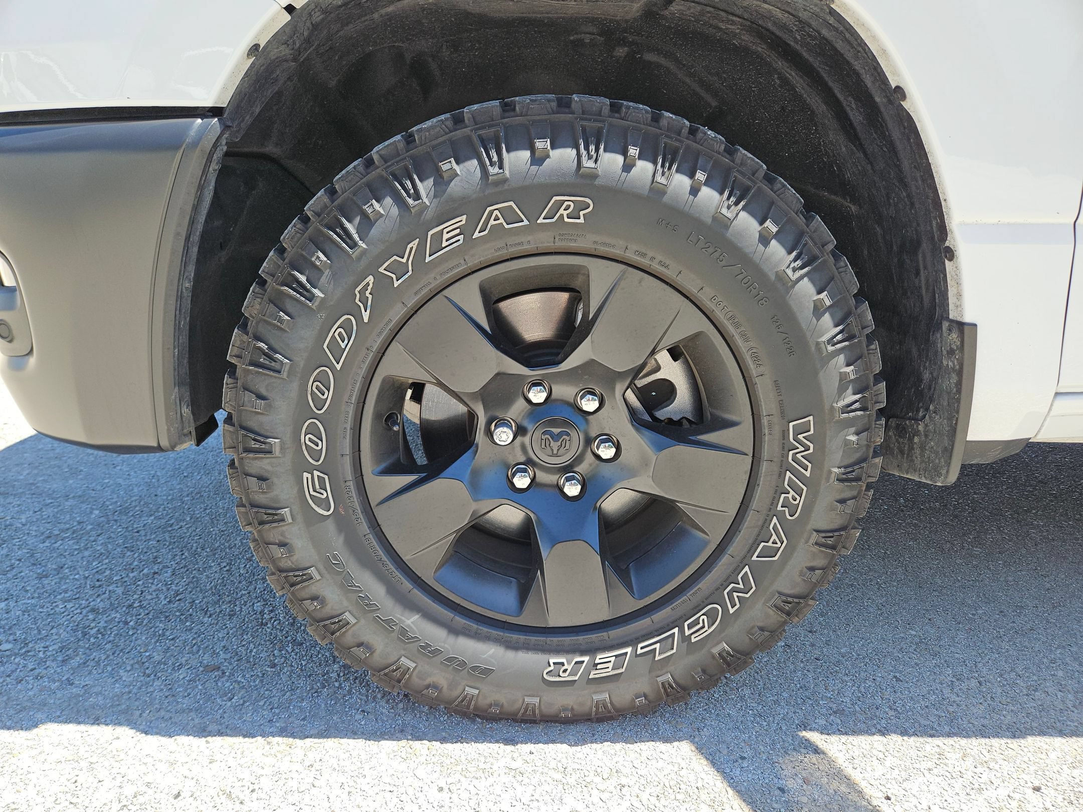 Used 2025 RAM 1500 Warlock AWD/4WD image 30