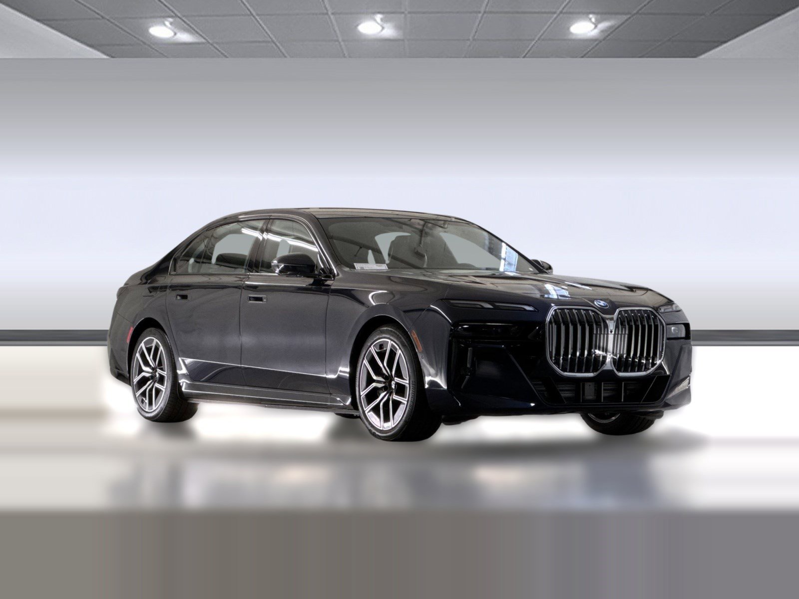New 2026 BMW 750e xDrive AWD/4WD image 7