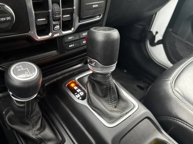Used 2023 Jeep Gladiator Sport AWD/4WD image 16