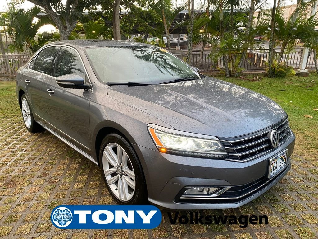 Used 2017 Volkswagen Passat 1.8T SE image 1