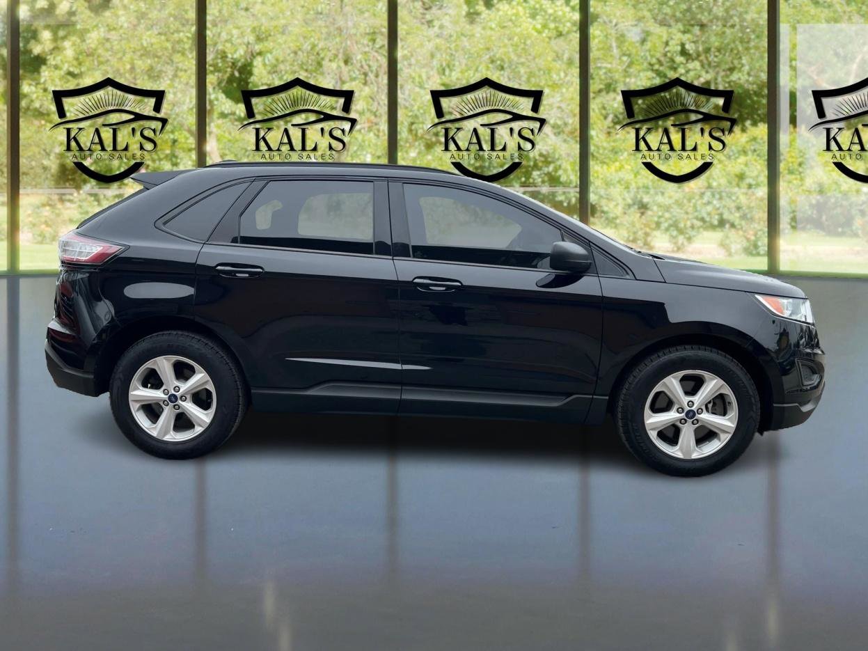 Used 2018 Ford Edge SE image 4