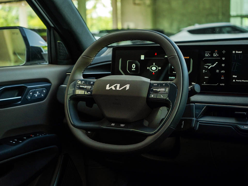 New 2026 Kia EV9 GT-Line AWD/4WD image 17