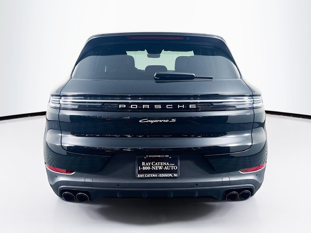 New 2026 Porsche Cayenne S AWD/4WD image 10