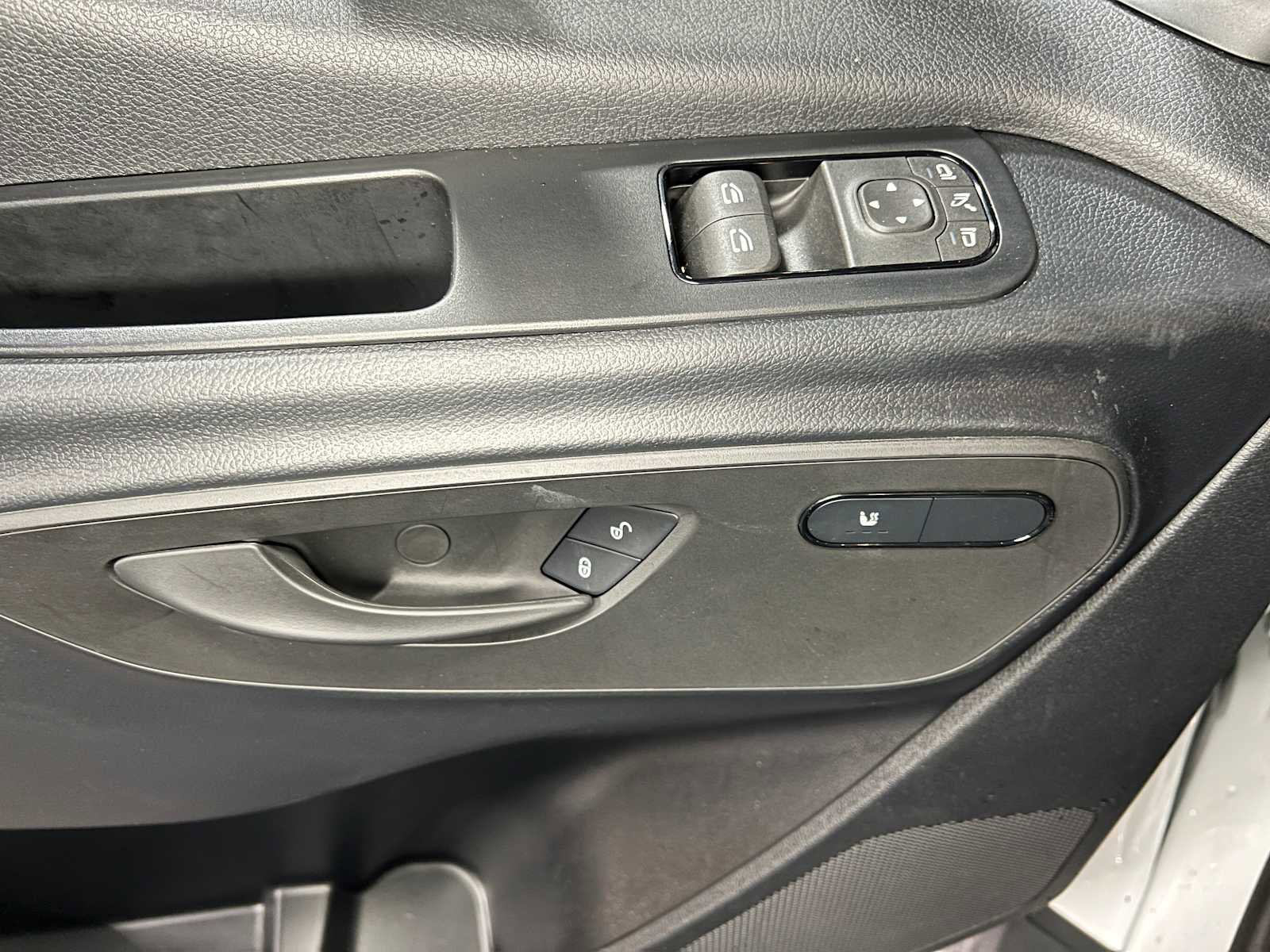 Used 2025 Mercedes-Benz Sprinter 2500 image 20