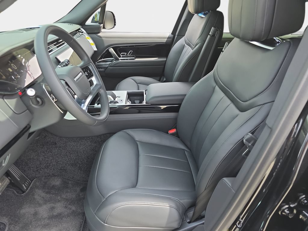 New 2026 Land Rover Range Rover Long Wheelbase SE AWD/4WD image 17