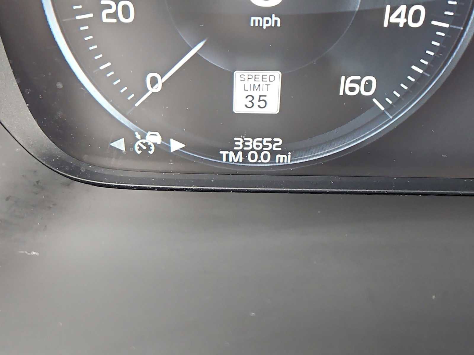 Used 2021 Volvo XC90 T6 Momentum w/ Climate Package AWD/4WD image 15