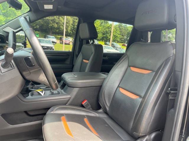Used 2025 GMC Sierra 2500 AT4 w/ Technology Package AWD/4WD image 12