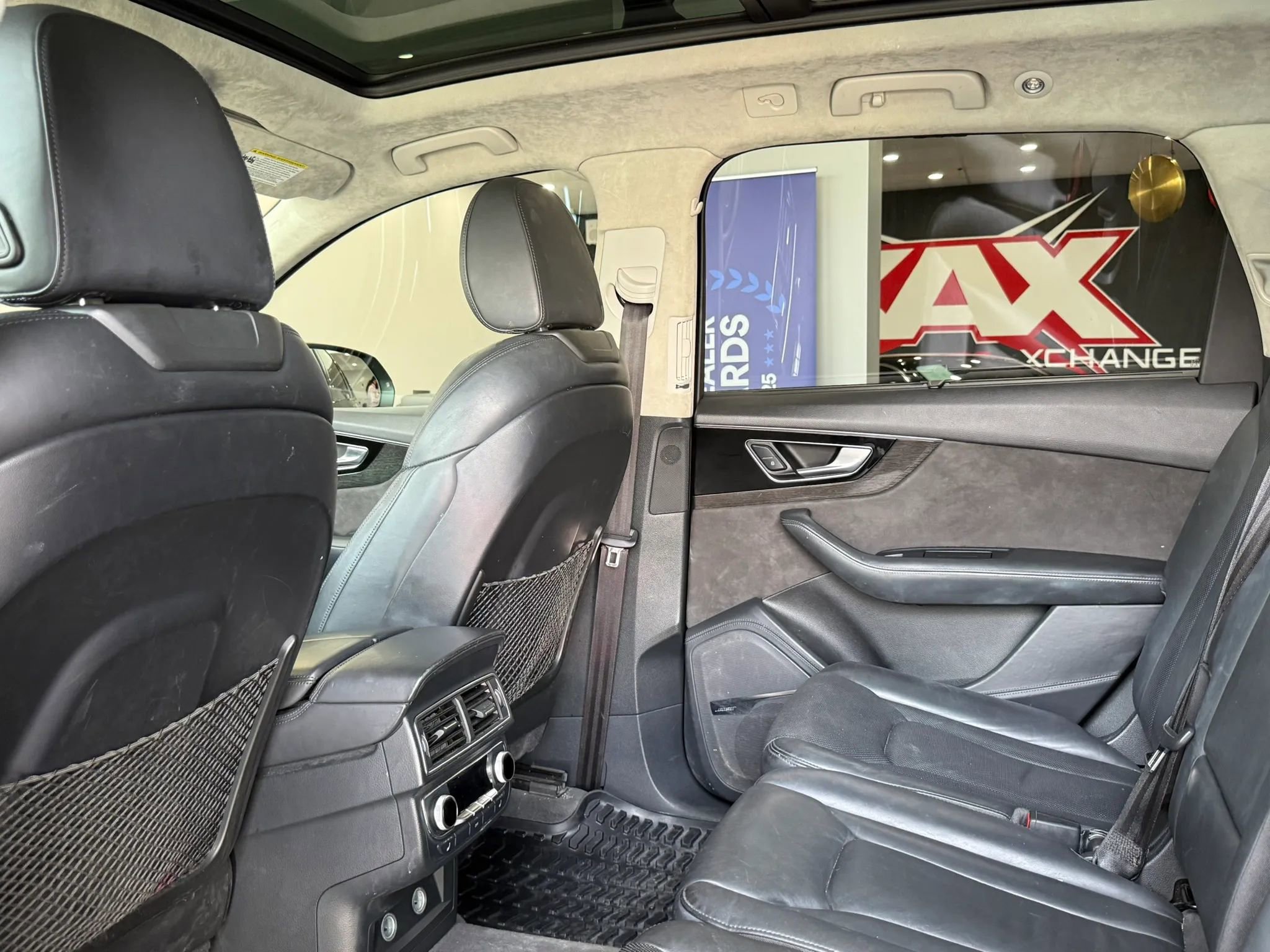 Used 2018 Audi Q7 3.0T Prestige image 28