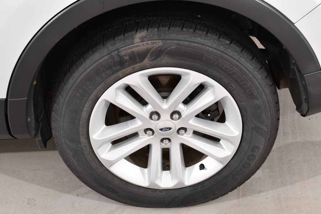 Used 2013 Ford Explorer XLT AWD/4WD image 24