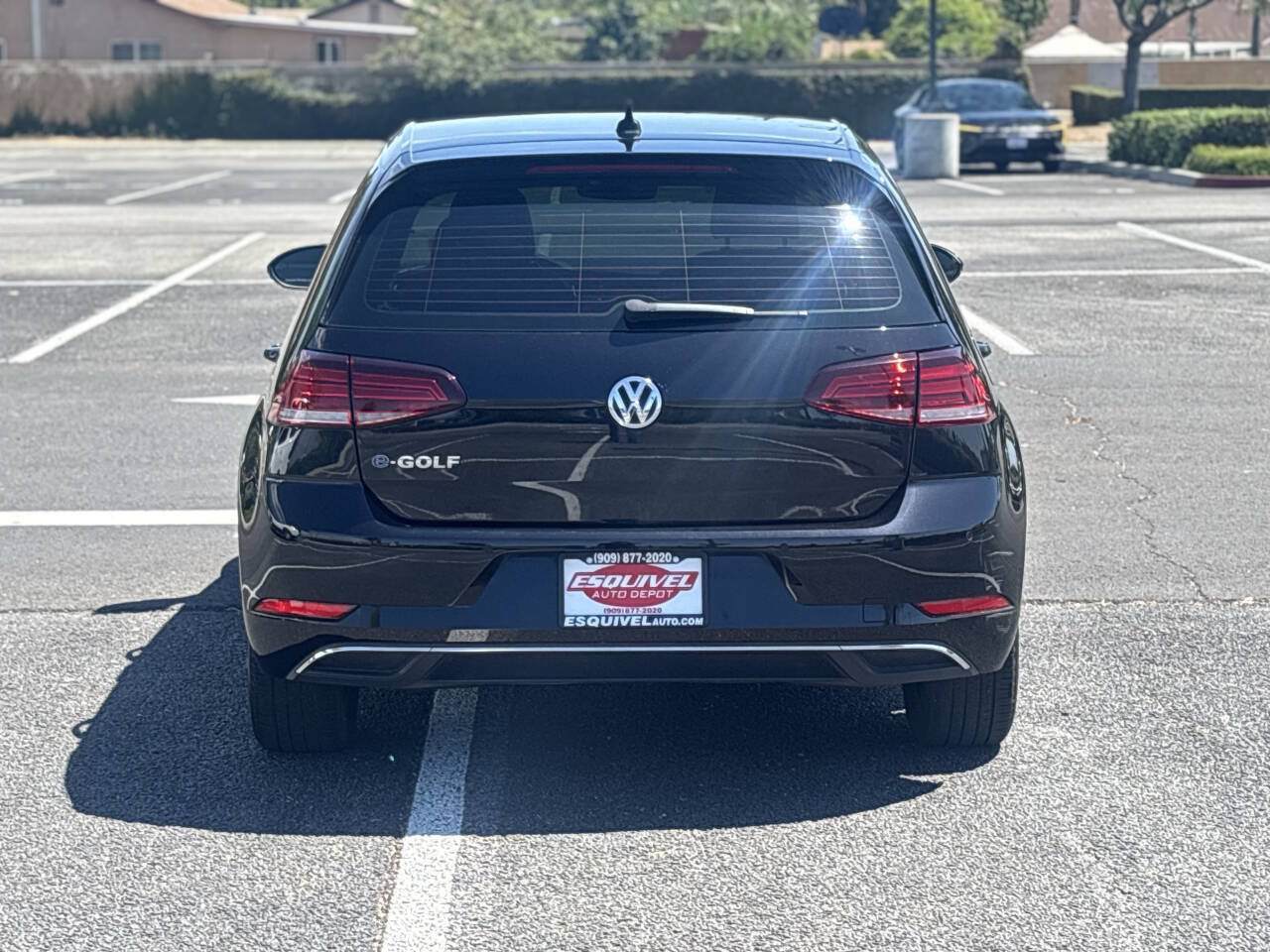 Used 2019 Volkswagen e-Golf SEL Premium FWD image 6