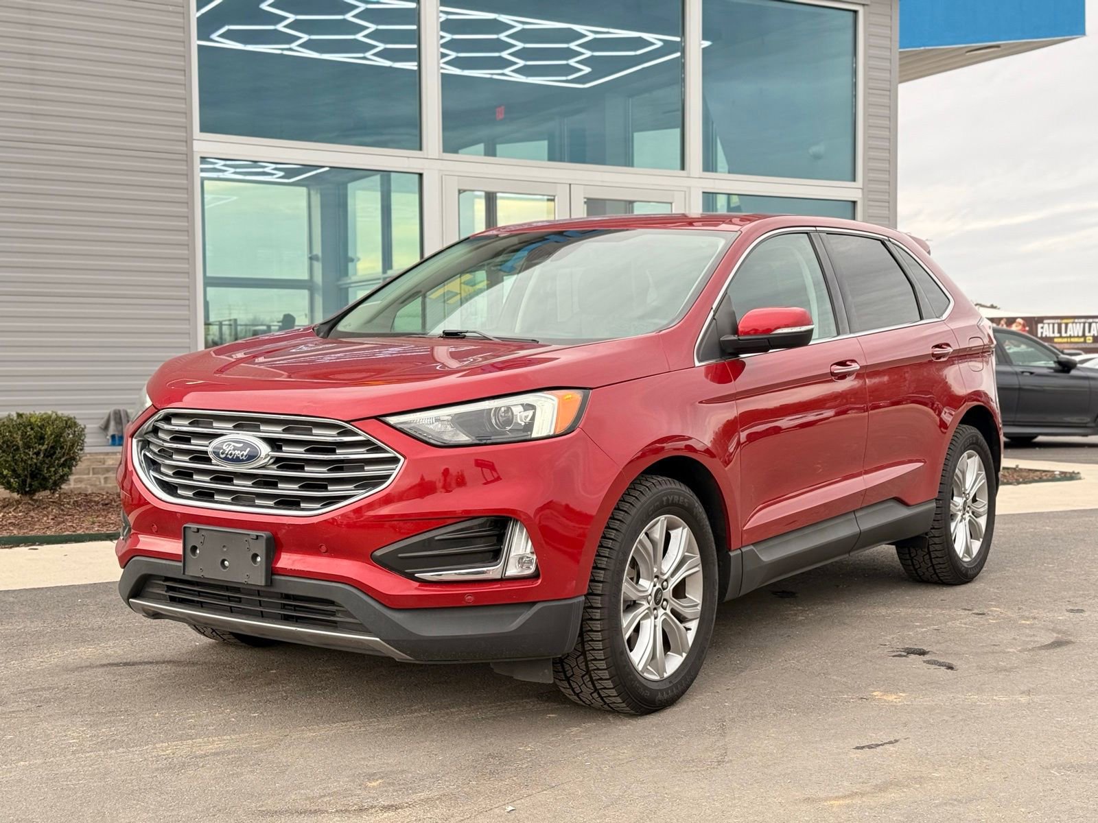 Used 2023 Ford Edge Titanium image 10