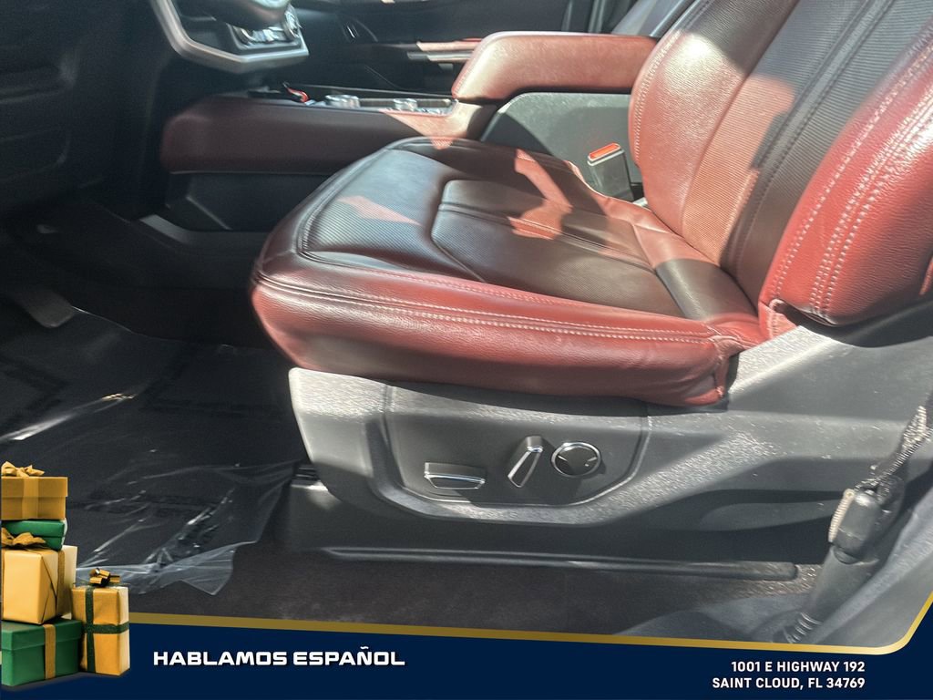 Used 2023 Ford Expedition Limited image 12