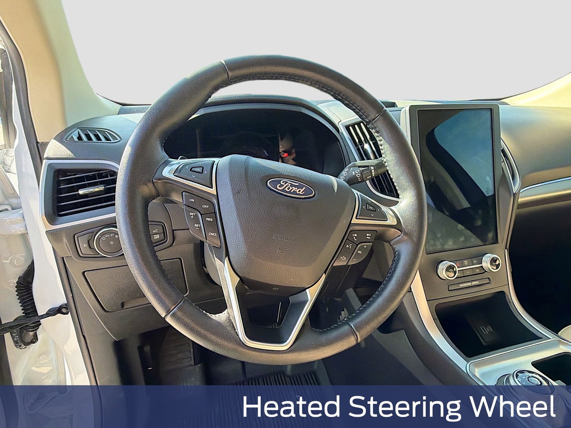 Used 2022 Ford Edge SEL w/ Convenience Package image 16