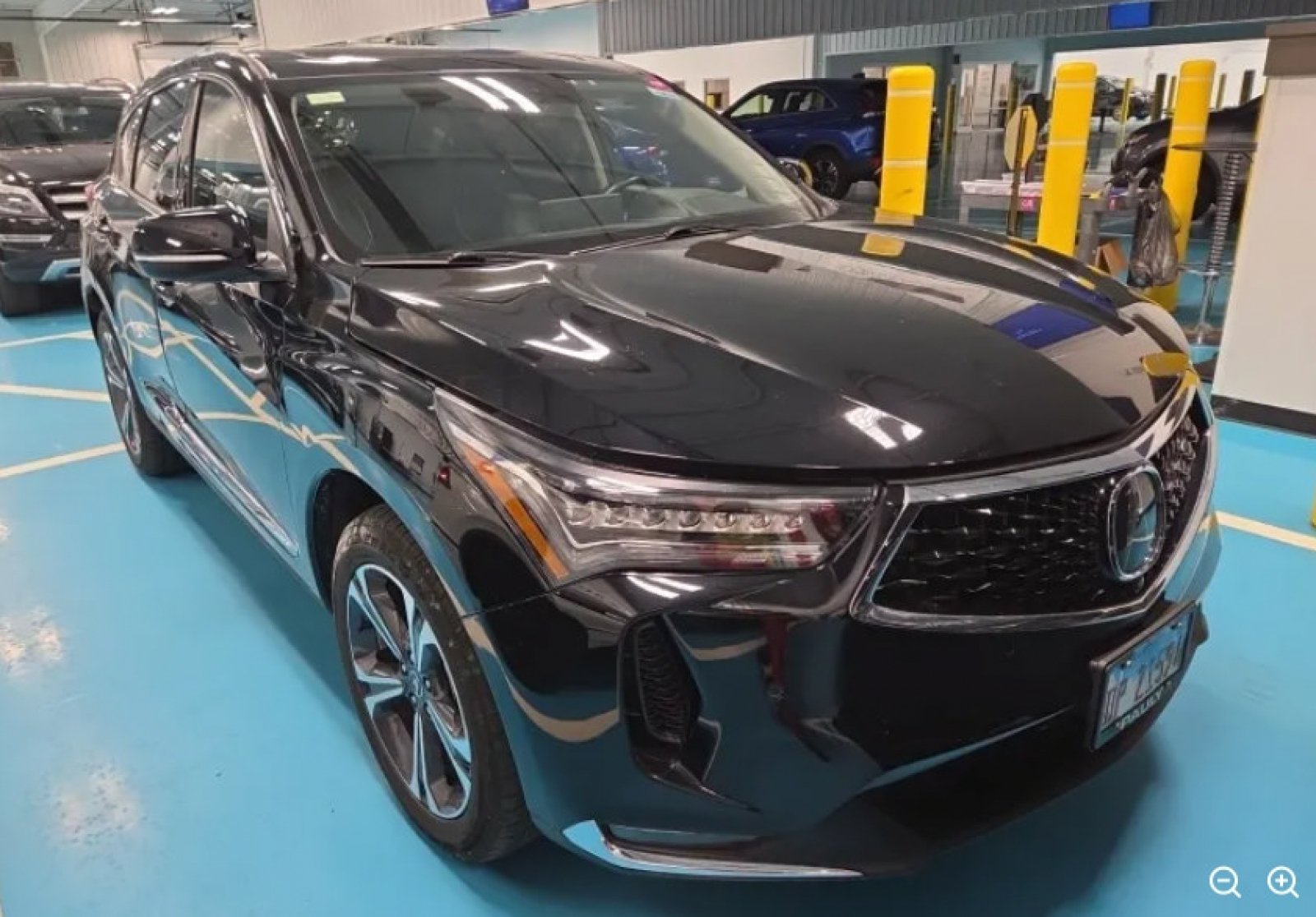 Used 2022 Acura RDX AWD w/ Advance Package image 4