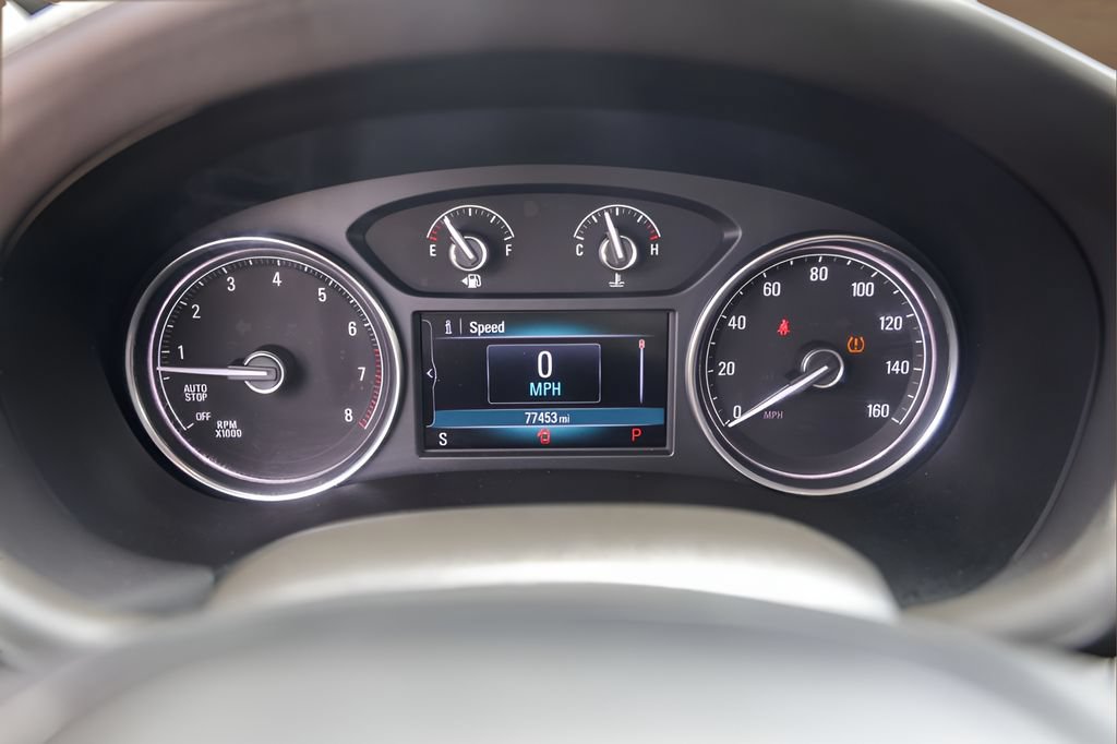 Used 2019 Buick Enclave Essence FWD image 11