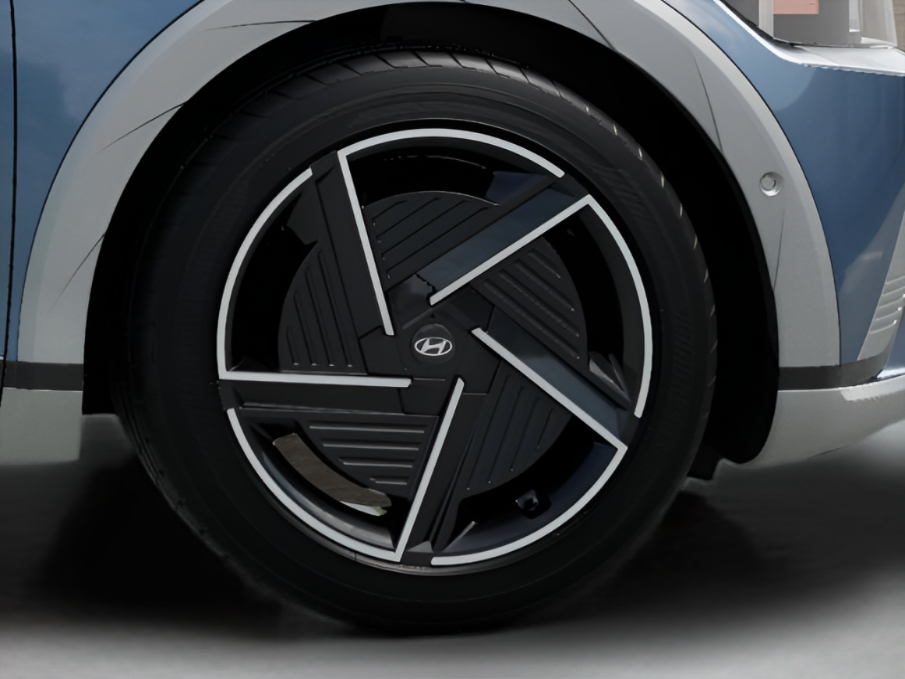 New 2026 Hyundai Ioniq 5 Limited AWD/4WD image 8