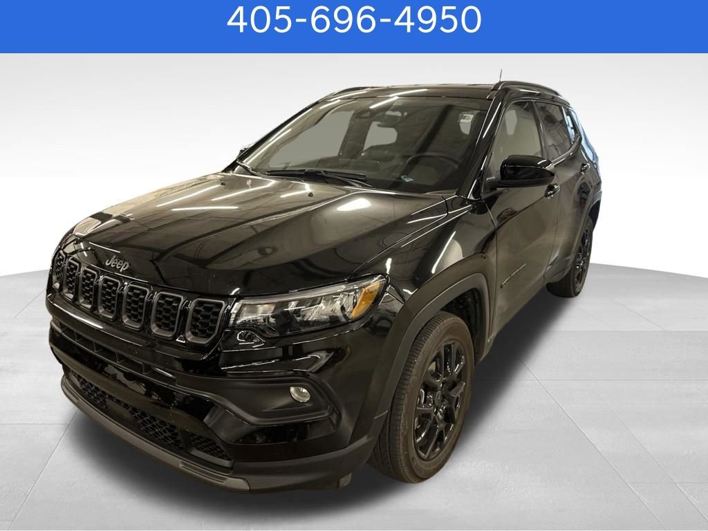 Used 2026 Jeep Compass Latitude AWD/4WD image 1