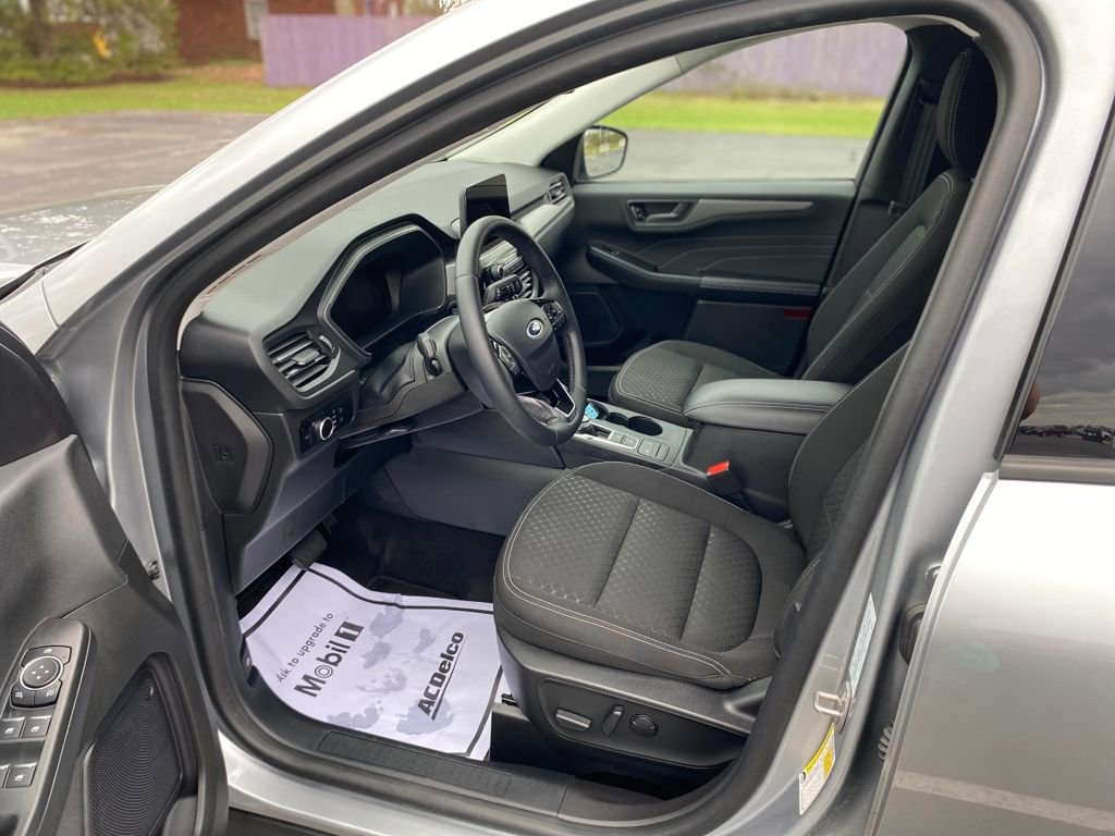 Used 2023 Ford Escape Active image 21