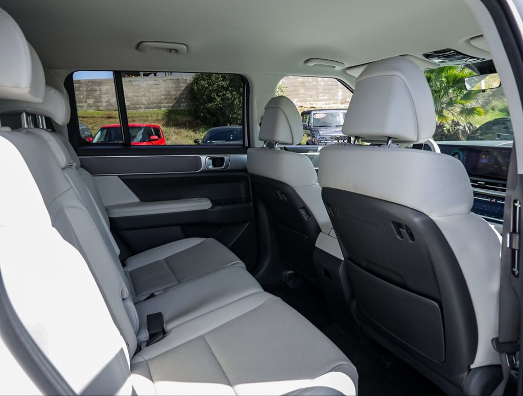 Used 2024 Hyundai Santa Fe SEL image 20