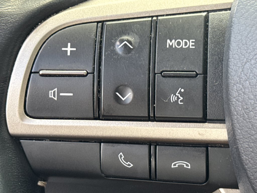 Used 2022 Lexus RX 350L FWD w/ Premium Package image 24