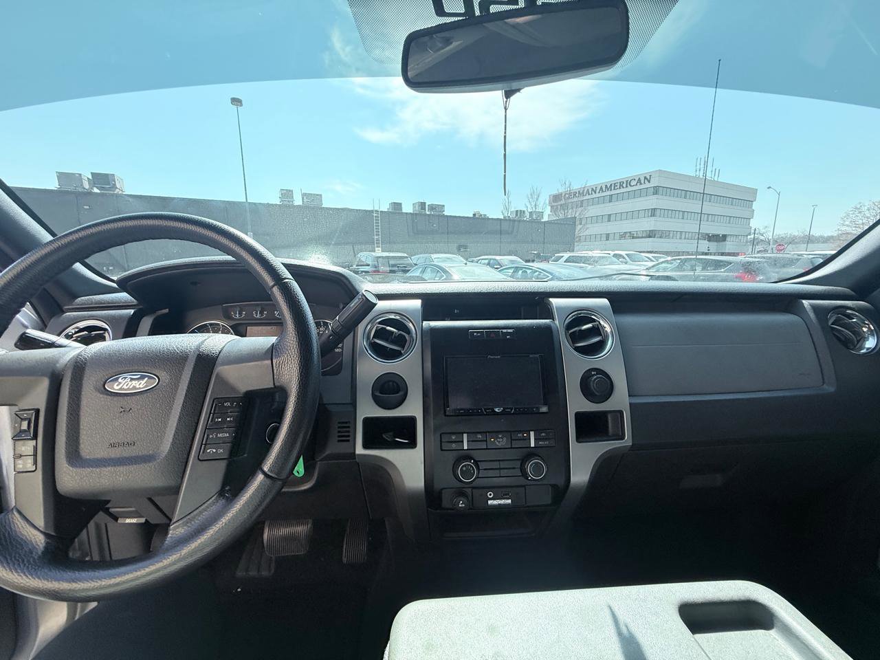 Used 2011 Ford F150 XLT w/ XLT Chrome Pkg image 15