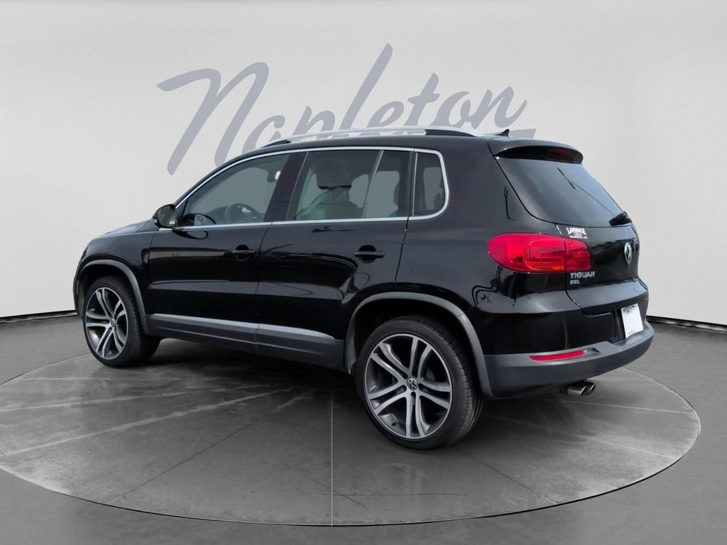 Used 2017 Volkswagen Tiguan SEL FWD image 8