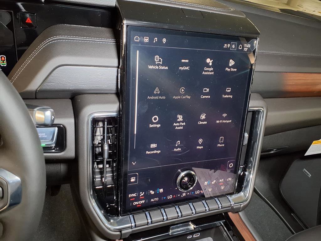 New 2026 GMC Yukon Denali image 19