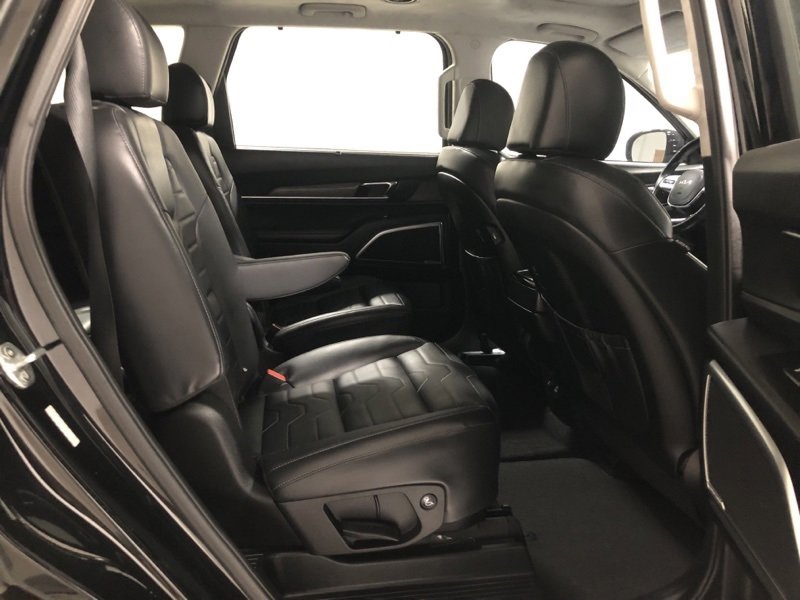 Used 2022 Kia Telluride SX w/ SX Prestige Package image 11