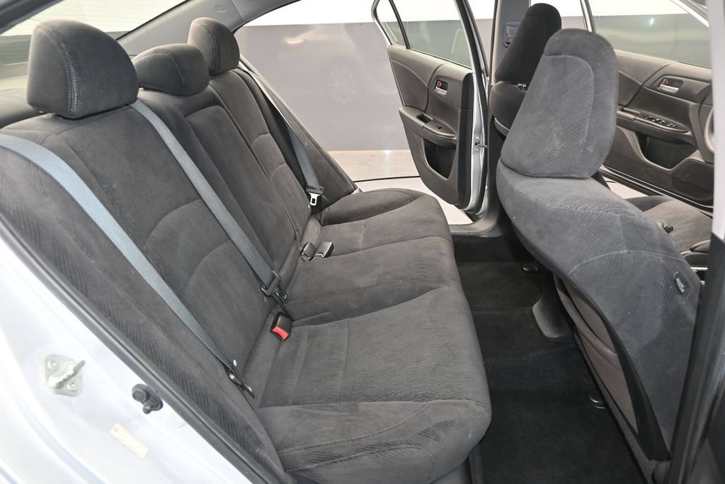 Used 2013 Honda Accord EX image 28
