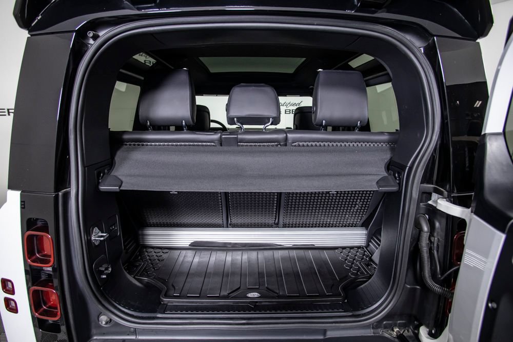 Used 2022 Land Rover Defender 90 X-Dynamic HSE AWD/4WD image 8
