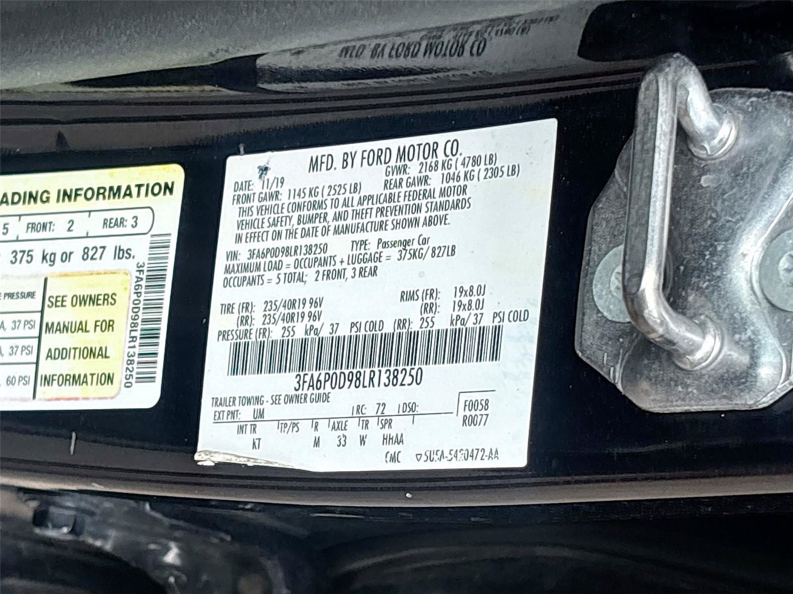 Used 2020 Ford Fusion Titanium AWD/4WD image 33
