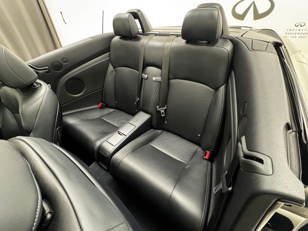 Used 2012 Lexus IS 350C image 19