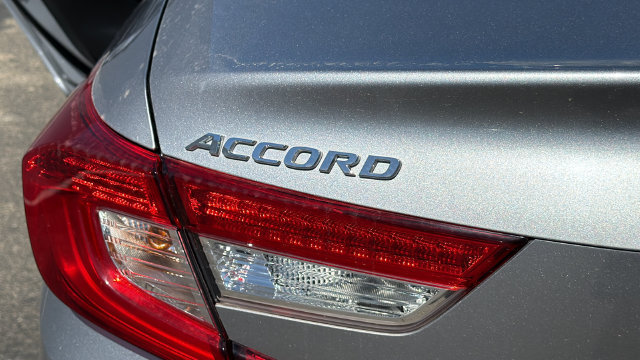Used 2021 Honda Accord LX image 11