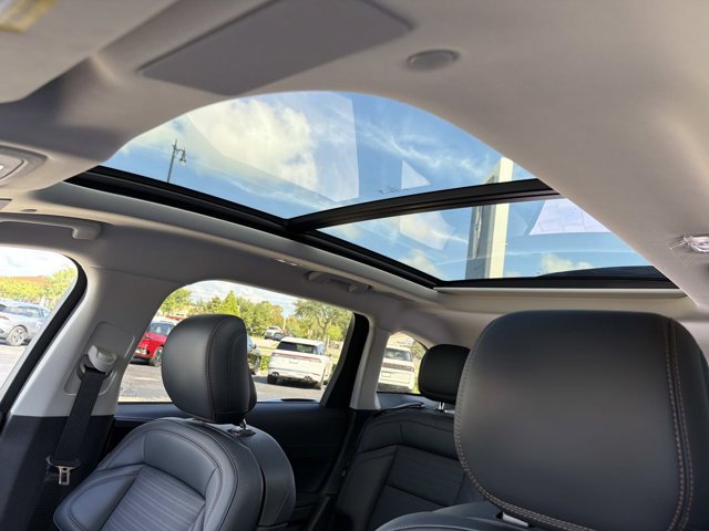 New 2026 Lincoln Nautilus Reserve AWD/4WD image 31
