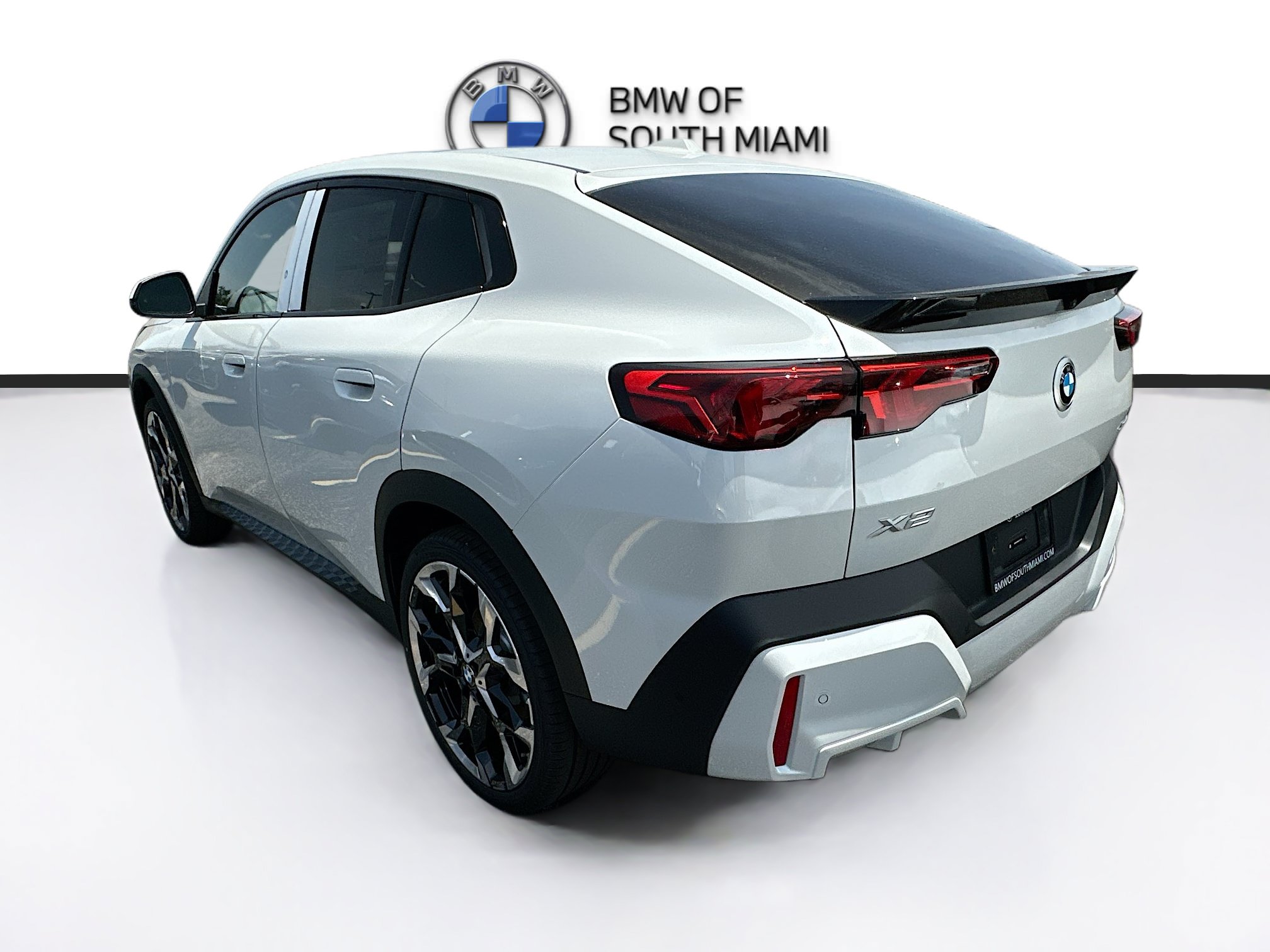 New 2026 BMW X2 xDrive28i w/ Convenience Package AWD/4WD image 4